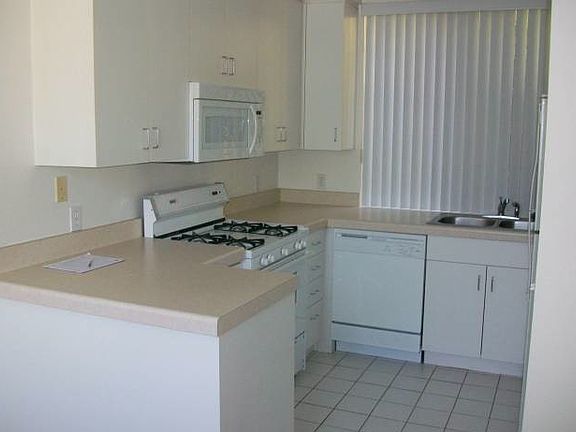 4th image of 4311 Alcove Ave APT 11