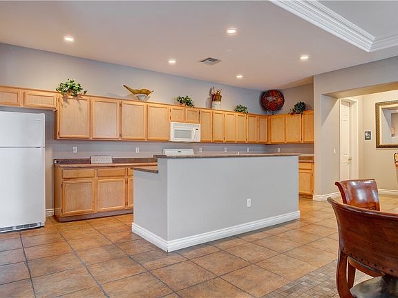 4th image of 10180 Delray Beach Ave Unit 102