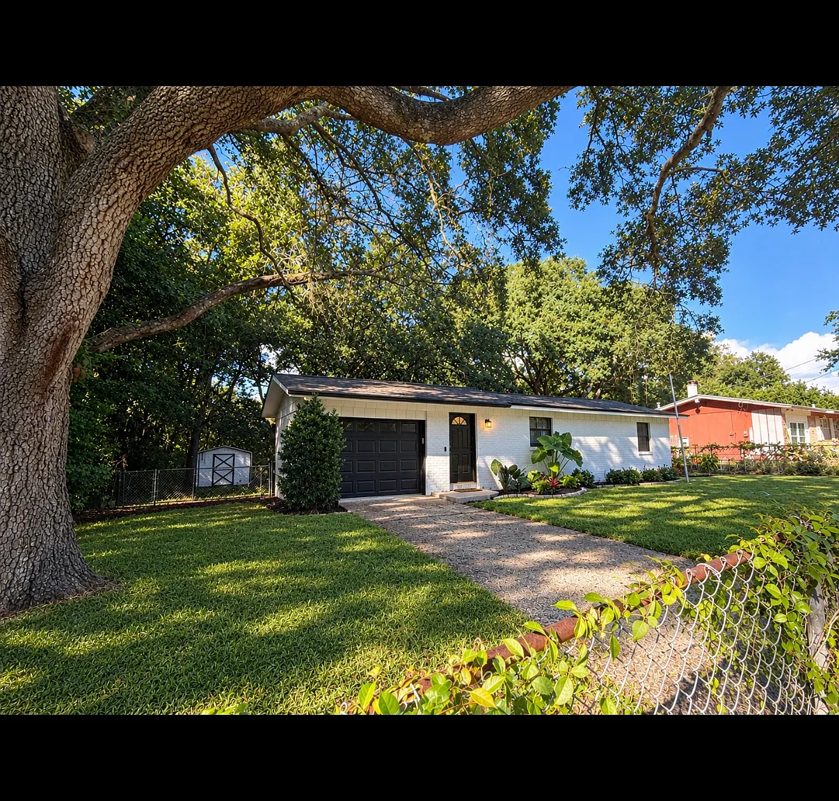 3 bed, 1100 sqft, $2,500 — Photo 1