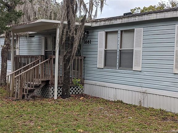 3rd image of 1661 E Knollwood Ln