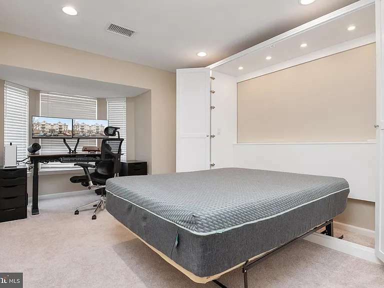 8961 Town Center Cir #1-310 — Photo 12