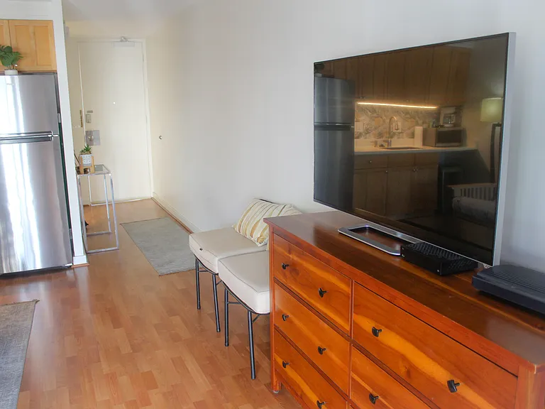 Seaside Ave — Photo 7