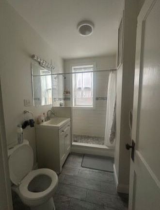 4th image of 1194 Commonwealth Ave #9