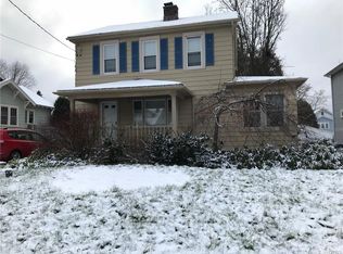 250 Homecroft Rd, Syracuse, NY 13206