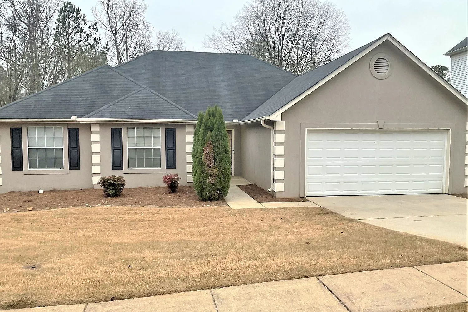 83 Gleneagles Dr photo 1