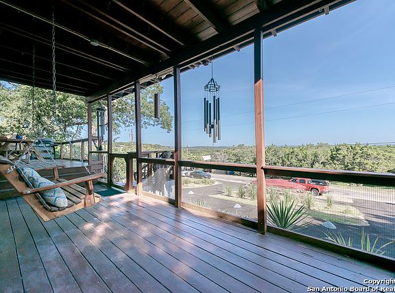 3rd image of 540 Barbara Dr