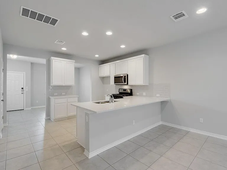 1661 Yaupon Grove Ln — Photo 7