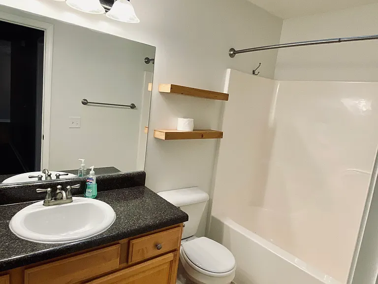 8012 Old Springfield Pike — Photo 14
