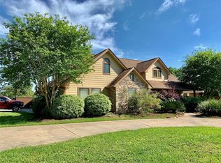 1906 Avenue H, Danbury, TX 77534