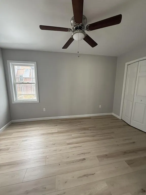 223 Davis St — Photo 4