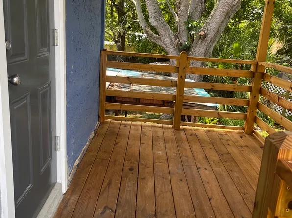 1437 Hamlet Ave #2, Clearwater, FL 33756