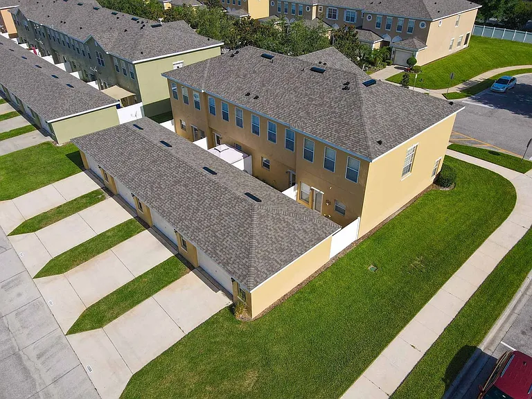 13306 Daniels Landing Cir — Photo 15