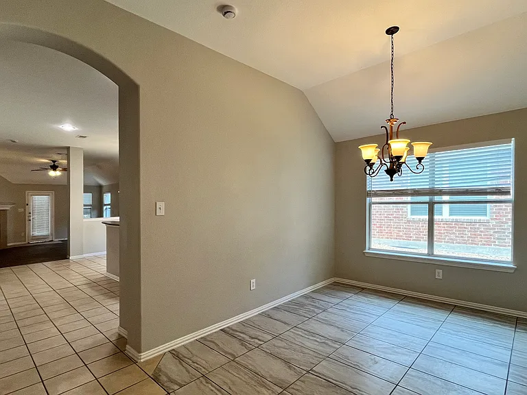 2109 Michelle Creek Dr — Photo 28