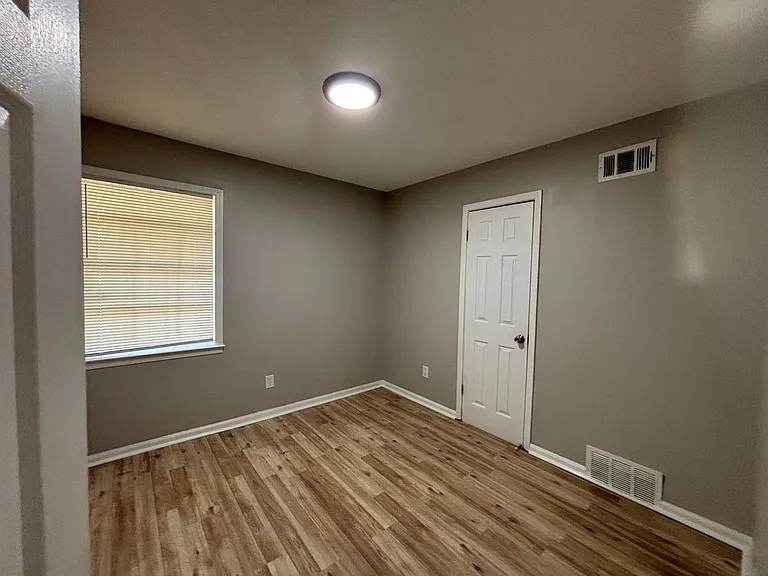 3154 Branch St — Photo 12