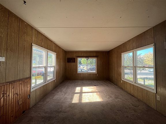 4th image of 1717 Wyoming St Trailer 6