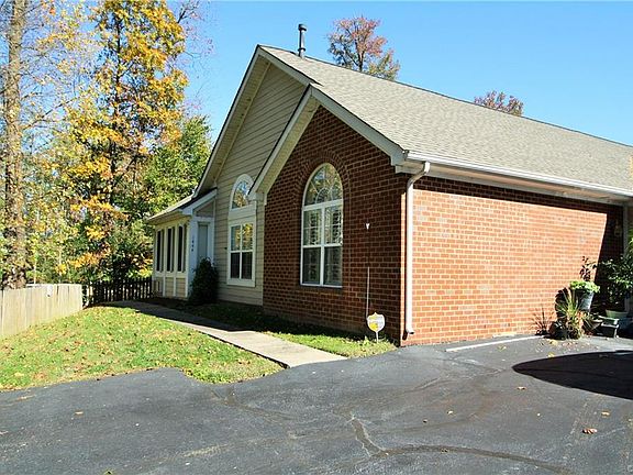 3rd image of 1444 Patriot Cir