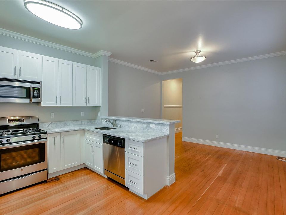 1st image of 864-874 Greenwich St