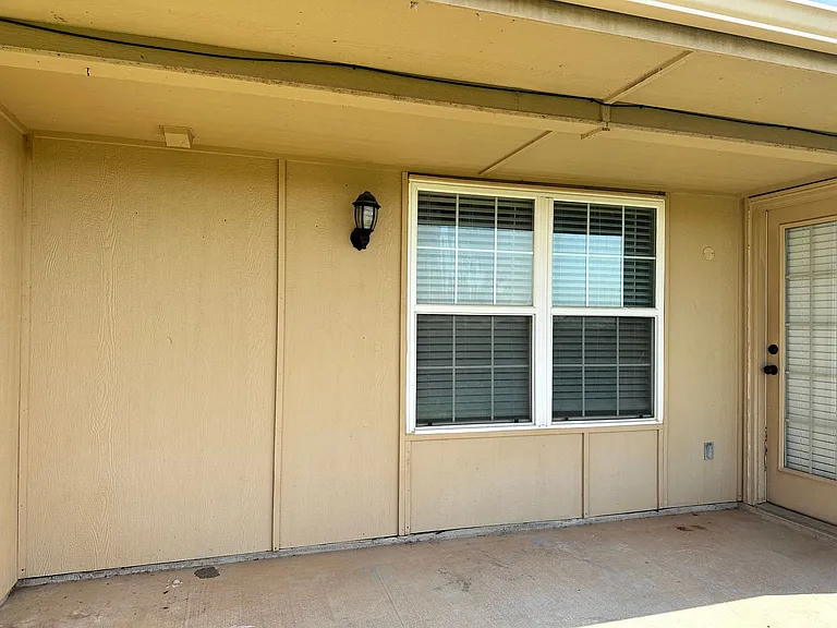4816 SW Malcom Rd — Photo 32