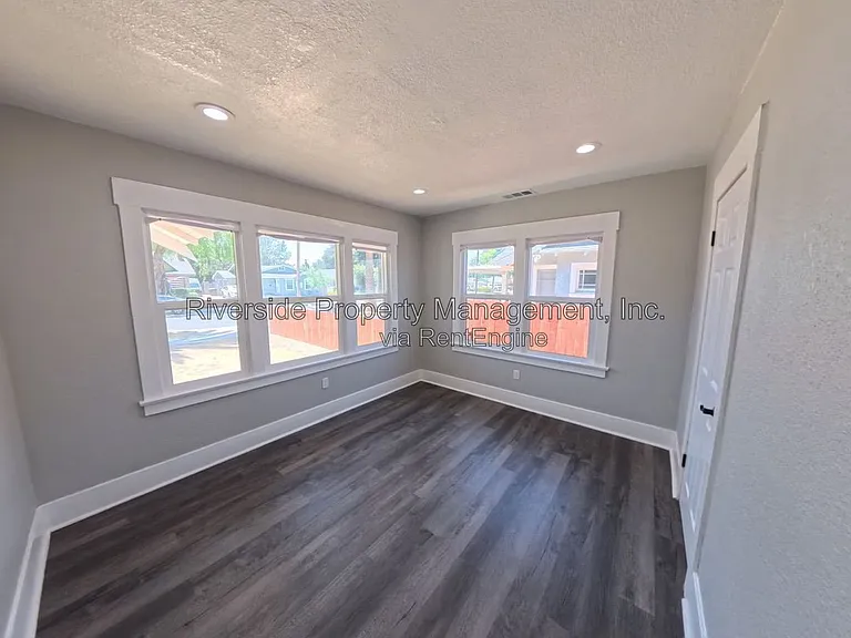 4379 Cover St — Photo 20