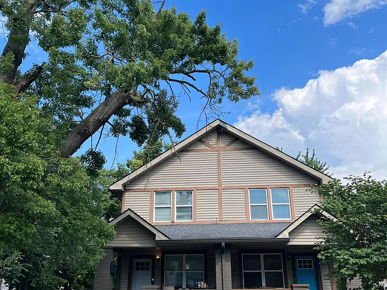 2943 N Park Ave — Photo 1