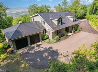 400 Berry Mountain Rd, Millersburg, PA 17061