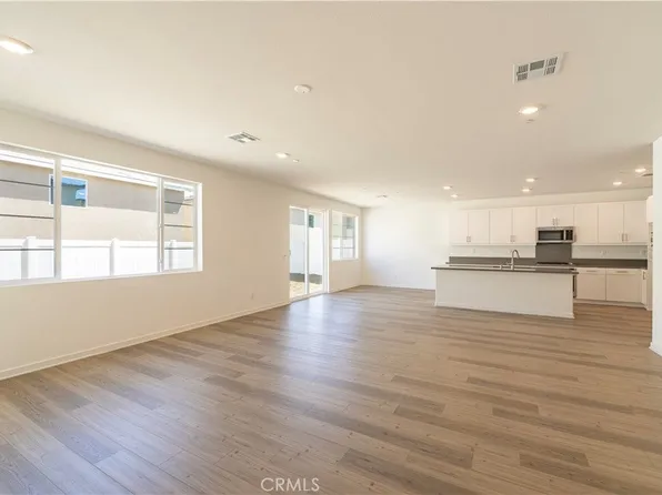 2840 Lake Mendoza St, Rialto, CA 92377
