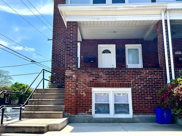 598 Alcott St, Philadelphia, PA 19120