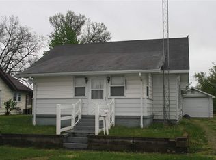 319 N Myra St, Worthington, IN 47471