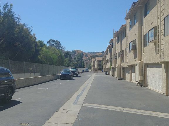 4th image of 26319 W Plata Ln