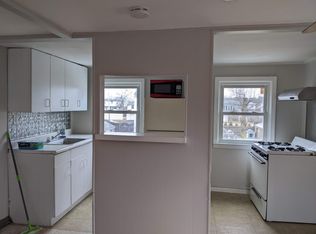 11 Vermont Ave, West Babylon, NY 11704