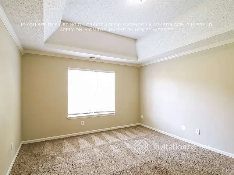 1692 Zacharys Way — Photo 9
