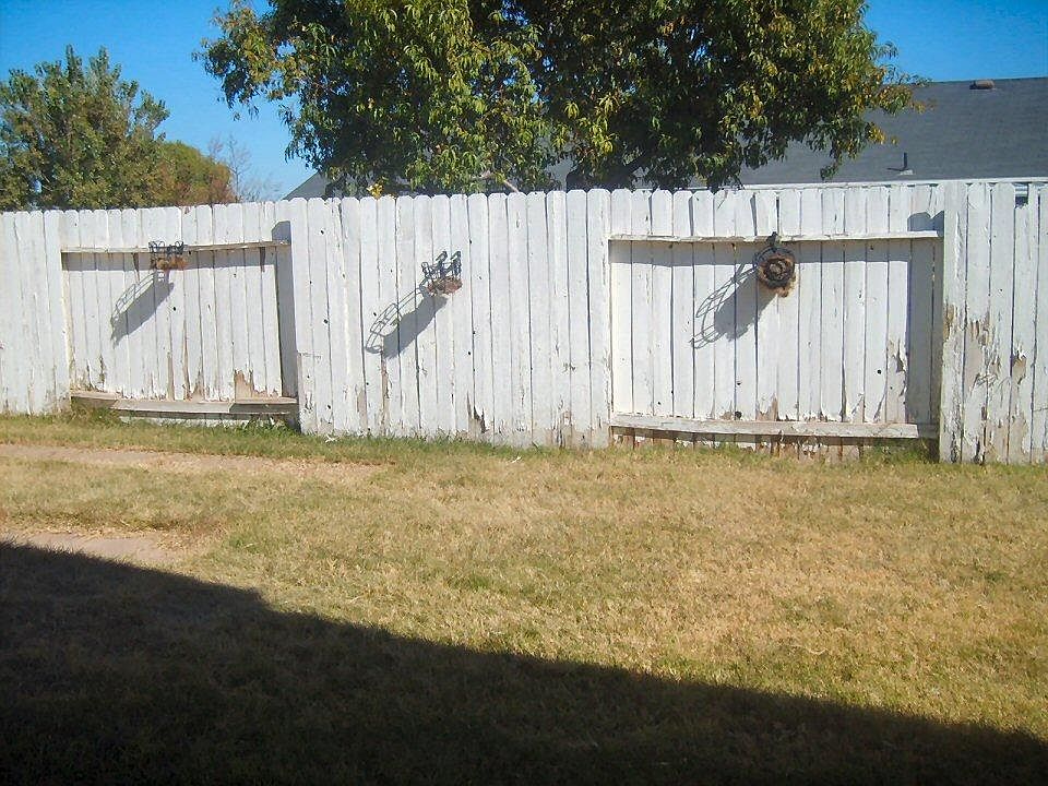 2nd image of 338 N 2000 E