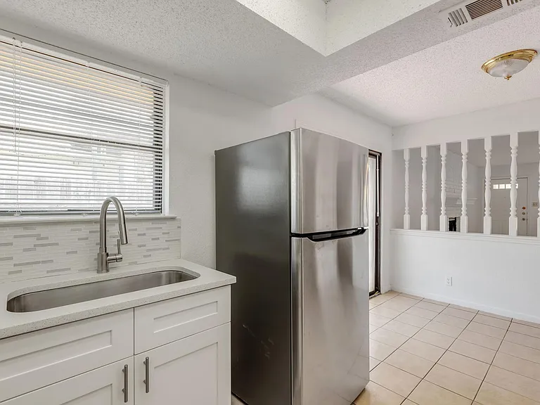 9604 Night Star Dr #B — Photo 6