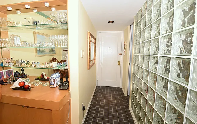 Sold by Benjamin Realty Since 1980 | media 9