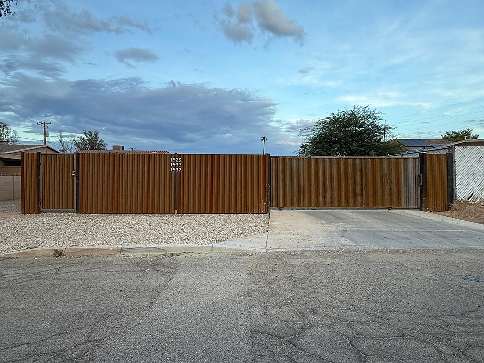 2nd image of 1533 S Jefferson Ave #1