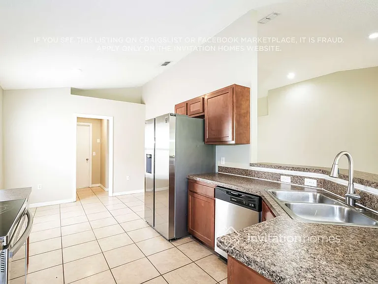 24836 Hyde Park Blvd — Photo 9