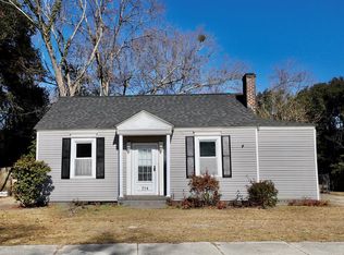 214 Crescent Ave, Sumter, SC 29150