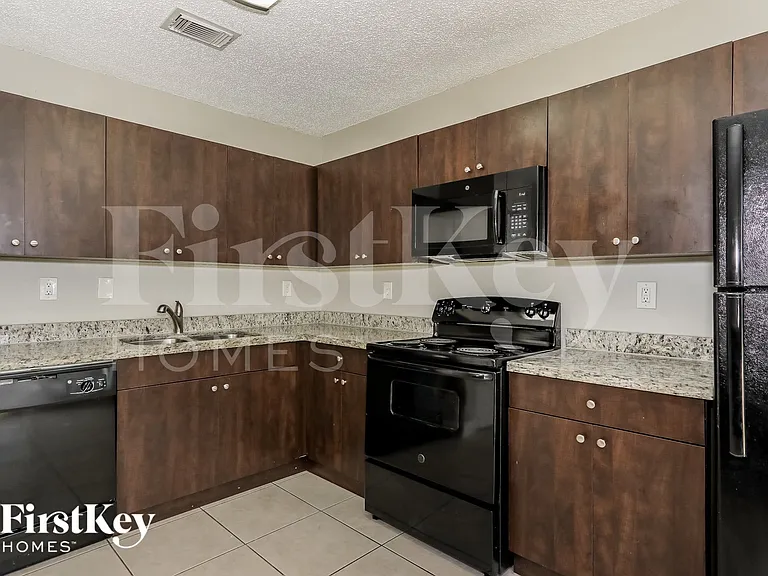 27040 SW 119th Ct — Photo 7