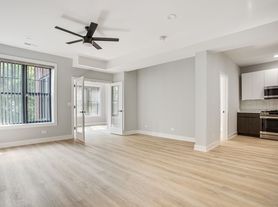 #7642 - The Villages of Eastlake