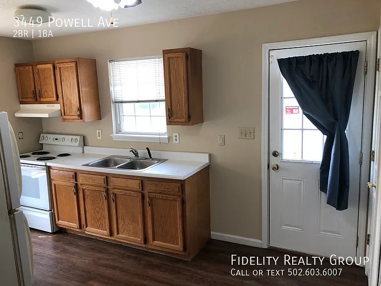 3449 Powell Ave — Photo 7