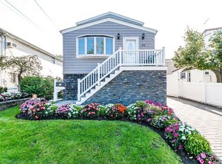 24 East Blvd, East Rockaway, NY 11518