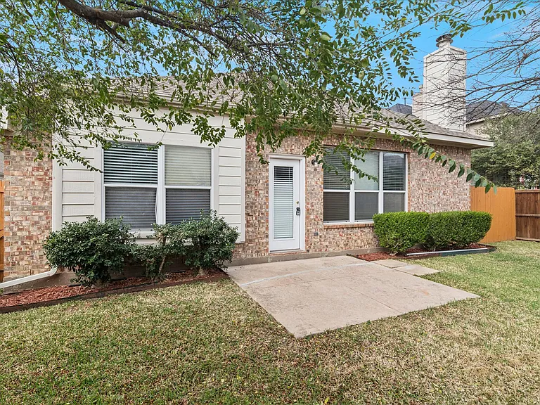 2657 Red Spruce Dr — Photo 25