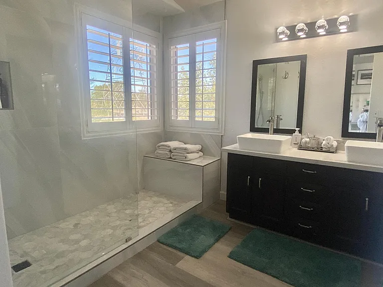 1020 E Hearne Way — Photo 11