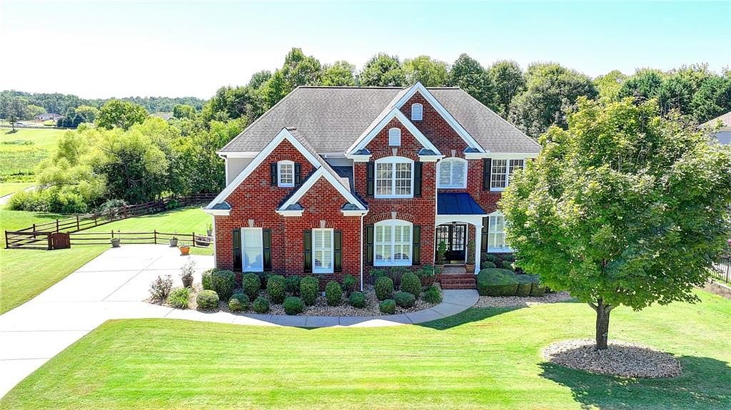 5220 Glenhaven Dr, Cumming, GA 30041 | Zillow