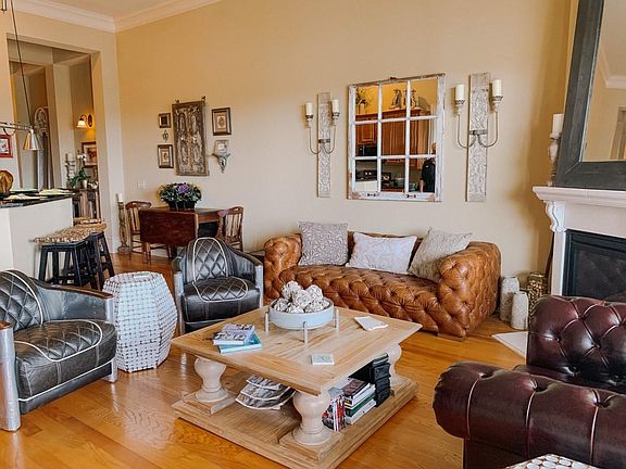 5th image of 2504 Stoneview Summit Ct