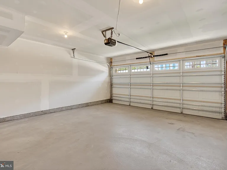 7118 Bighorn Rd — Photo 33