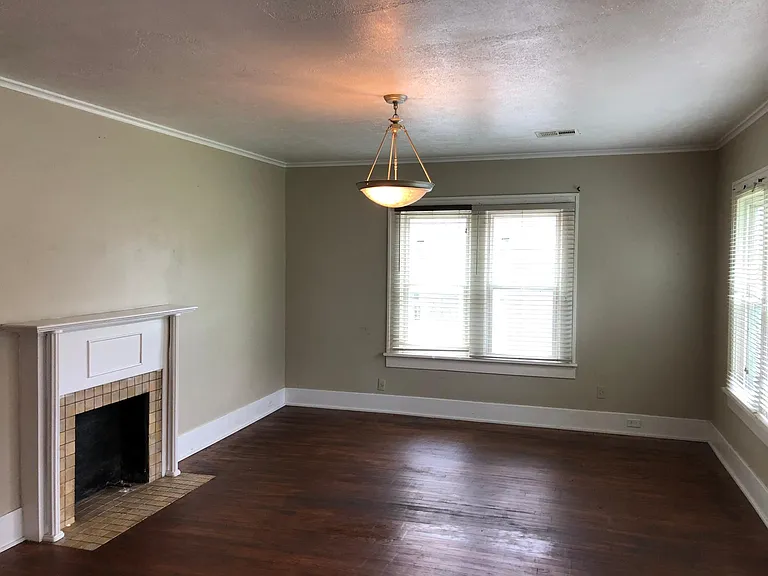 1406 W Cedar Ave — Photo 4
