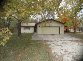 156 W 83rd St S, Haysville, KS 67060