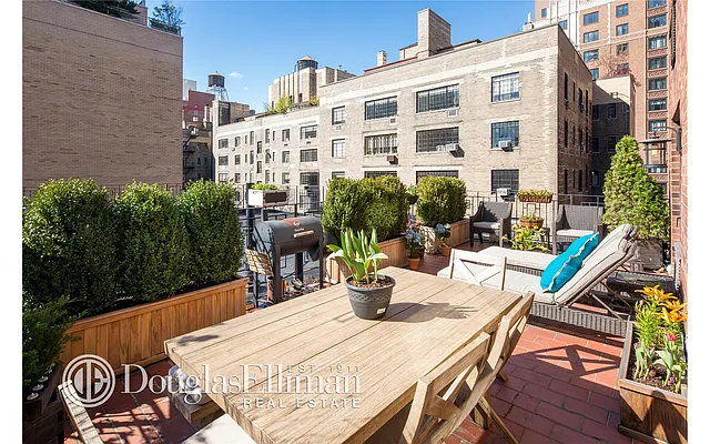 Sold by Douglas Elliman | media 18