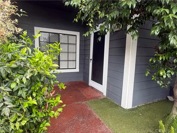 8192 Sandcove Cir Unit 106, Huntington Beach, CA 92646